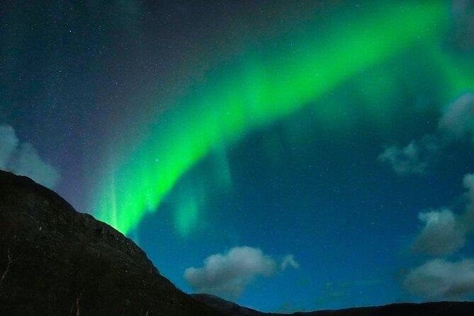 7 hours Tromsø Aurora Tour: Photos, snacks & warm drinks included - What 6–7 hours feels like in the real world