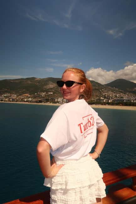Alanya Barbossa Pirate Boat Tour with Soft Drinks Included - From Alanya Harbor or Dinek Harbor: How the Day Starts