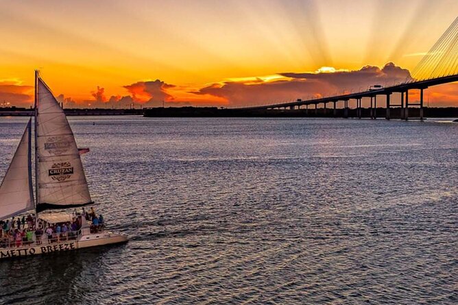 Aloha Wednesday Sunset Sail - Drinks Included - Lux Catamaran - Is it a good fit for families and special occasions?
