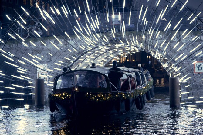 Amsterdam: Luxury Light Festival Cruise Unlimited Drinks Included - Amsterdam Light Festival cruise: a winter night on the water