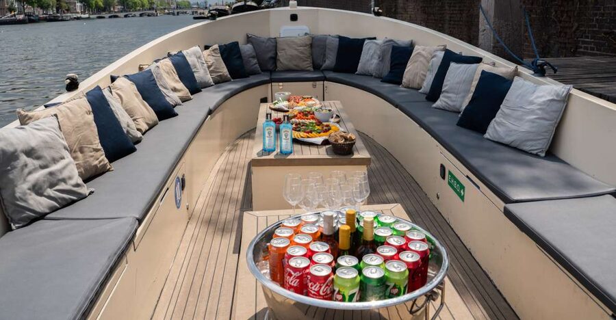 Amsterdam: Private Canal Booze Cruise with Unlimited Drinks - Who This Tour Fits Best (and Who Might Skip It)