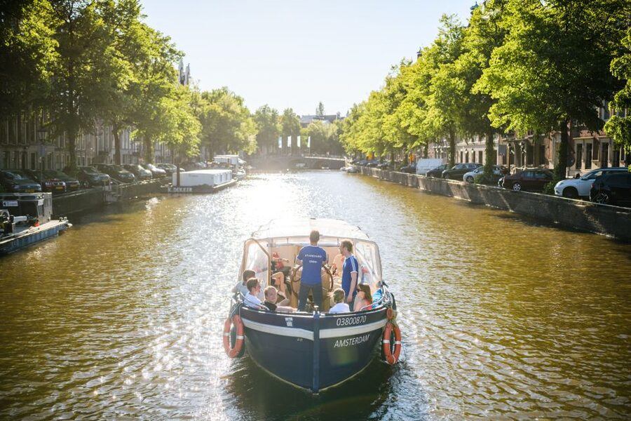 Amsterdam: Red-Light District Pub Crawl and Booze Boat Tour - Who This Tour Fits Best (and Who Might Be Happier Elsewhere)