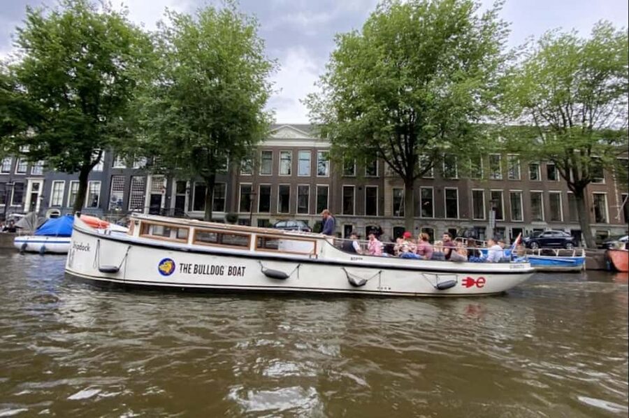Amsterdam: The Bulldog Boat Smoke and Booze Cruise - Key points to know before you board