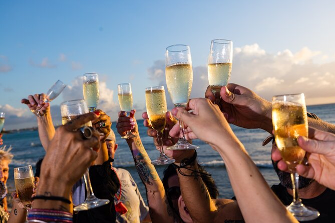 Aruba Happy Hour Party Bus Pub Crawl - Palm–Eagle Beach pickup and the instant party start