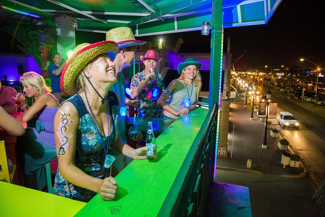 Aruba Happy Hour Party Bus Pub Crawl - Should you choose the party bus over a more touristy crawl?