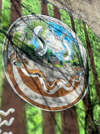 Atlanta Street Art and BeltLine Tour with Happy Hour and Activity - Your take-home souvenir: photo, postcard, and your own creation