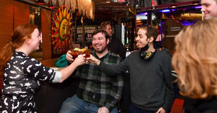 Baltimore: Boos and Booze Haunted Pub Crawl - Starting Point at Max’s Taphouse: Easy to Find, Good First Energy