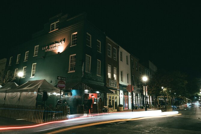 Baltimore Boos & Booze Haunted Pub Crawl - Cat’s Eye Pub finale: live entertainment and old walls from the 1700s