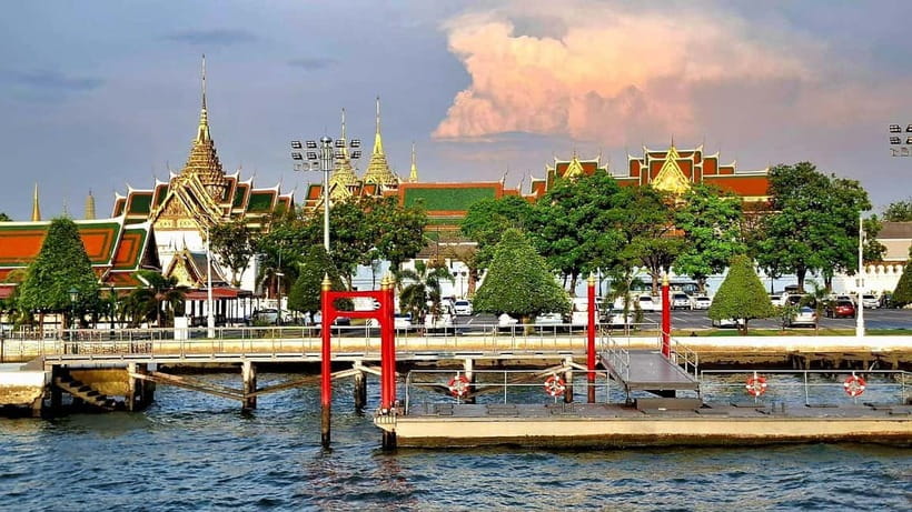 Bangkok: Chao Phraya Booze Cruise With Unlimited Drinks - Timing: What a 2-Hour Cruise Changes (Versus a Half Day)