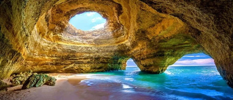 Benagil Caves Full Circuit Happy Hour - Portimão speedboat basics: a 90-minute circuit that moves