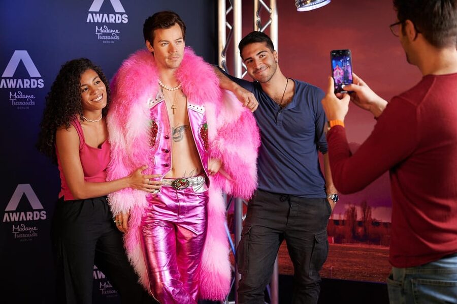 Berlin: Madame Tussauds Happy Hour Ticket - Awards Party stage moments with pop icons