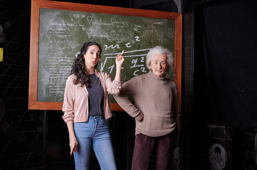 Berlin: Madame Tussauds Happy Hour Ticket - The fashion zone and Einstein IQ test: interactive beats