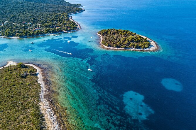 Blue Lagoon 3 Islands Tour with Lunch and Drinks Included - Quick Take
