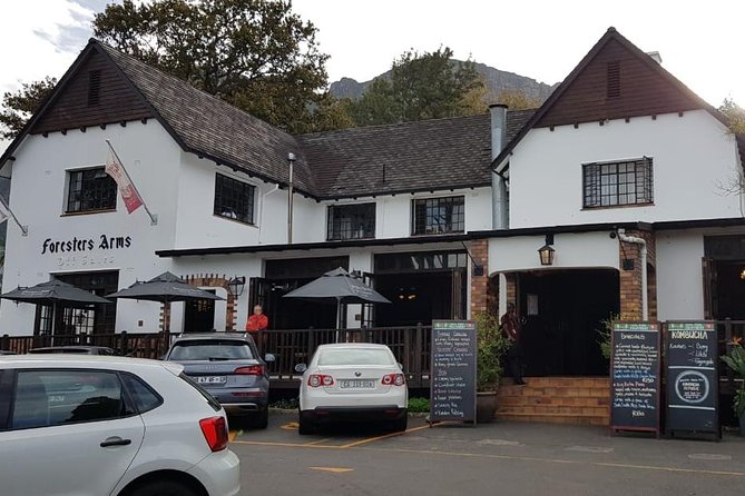 Booze Cruise Trike Tour Cape Town - Stop 2 in Glencairn Beach: Hotel Glencairn for an easy coastal break