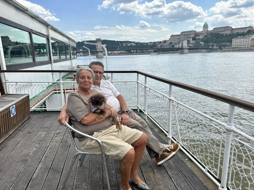 Budapest: 1 hr Sunshine Booze Cruise with Prosecco - FAQ