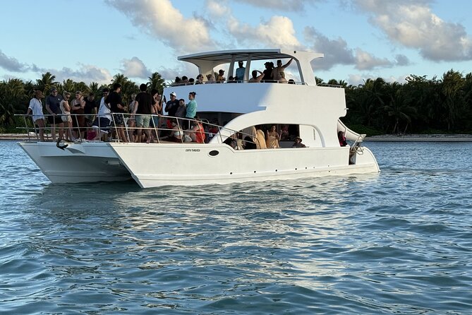 Catamaran Booze Cruise And Snorkeling Punta Cana - Adults Only - The 3:00 pm Adults-Only Catamaran Vibe