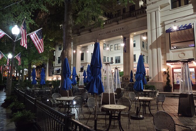 DC Ghosts Boos and Booze Haunted Pub Crawl By US Ghost Adventures - Storytelling Style: How Much Ghost, How Much History?
