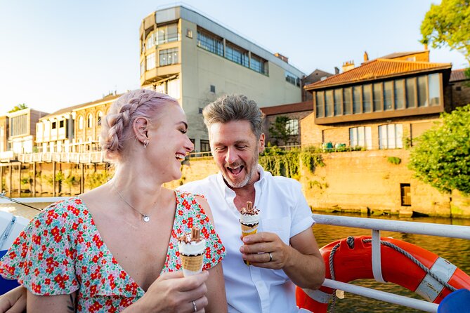 Evening 'Happy Hour' Boat Cruise For All Ages In York - Getting to King’s Staith: board fast, relax sooner