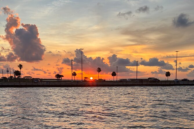 Galveston Sunset Tour – Adult-Only Evening Cruise - Adult-Only Evening Cruise on Galveston Bay: What This Really Feels Like