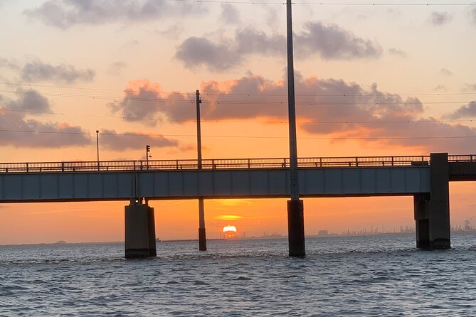 Galveston Sunset Tour – Adult-Only Evening Cruise - Captains, Music, and Local Stories: Why the Crew Matters