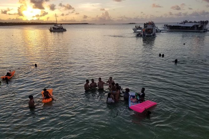 Half-Day Punta Cana Booze Party Cruise Experience - Drinks + Sun + Sea Air: Realistic Tips for the Open Bar Experience