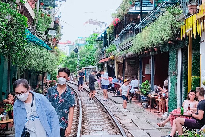 Hanoi city tour and drinking beside railway- group tour - Lunch in the Old Quarter, plus beer on the rail