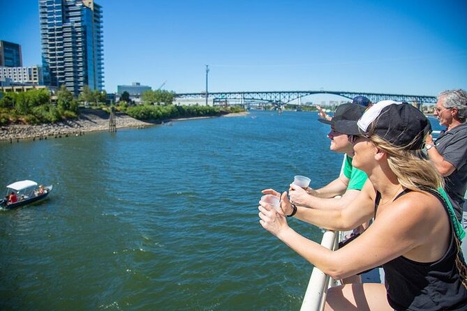 Happy Hour Sightseeing Cruise - Oaks Amusement Park, Sellwood Bridge, and Southeast River Views