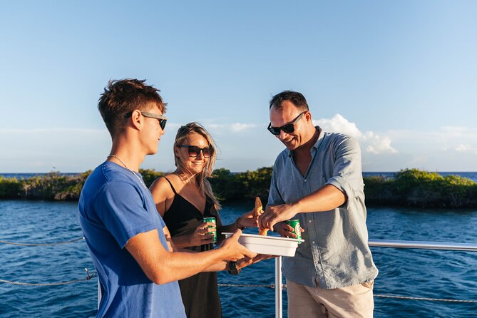 Happy Hour Sunset Cruise - Who should book this cruise in Curaçao