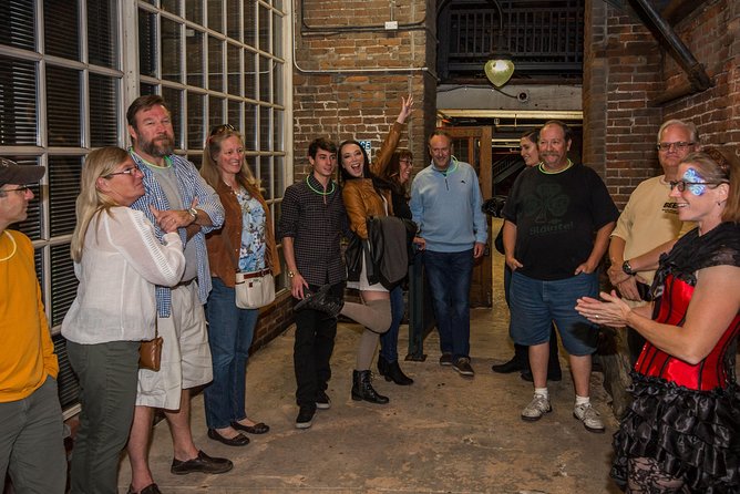 Haunted Nashville Boos and Booze Ghost Walking Tour - How the audio transmitters change (and save) the experience
