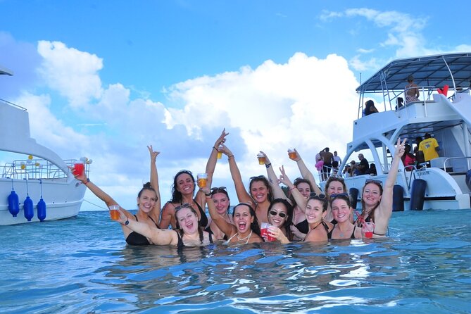 Hip Hop Party Boat Booze Cruise with Open Bar (Adults Only) - Food and Drinks: Snacks Are Included, But Don’t Plan on a Full Meal