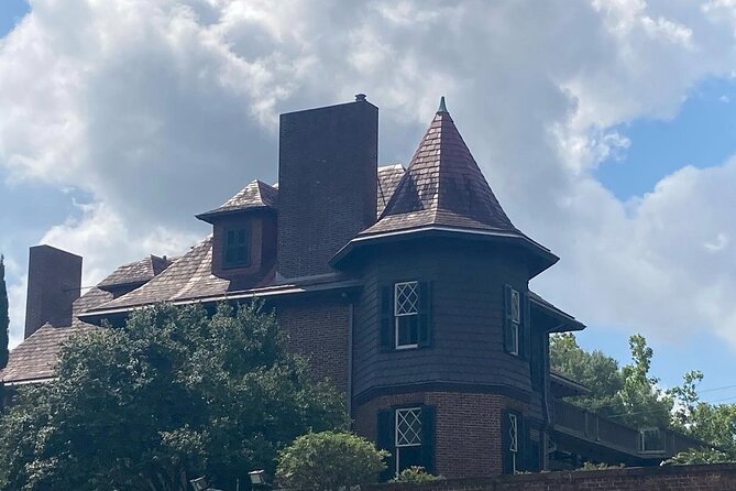 Historic Happy Hour - Should you book Historic Happy Hour?
