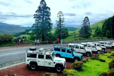 Jeep Tour Full Day Sete Cidades & Lagoa do Fogo with lunch and drinks included. - Pickup in Ponta Delgada and What to Bring