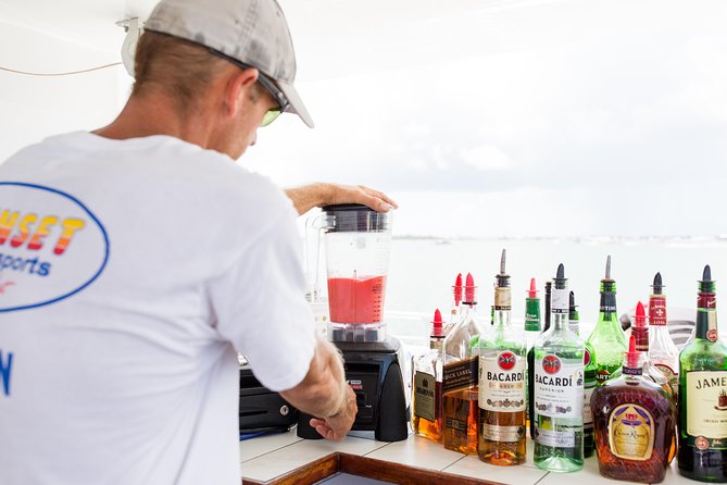 Key West Sunset Cruise: Dinner, Live Music & Drinks Included - Upper Deck Sunset Viewing: Live Music and Photo Time