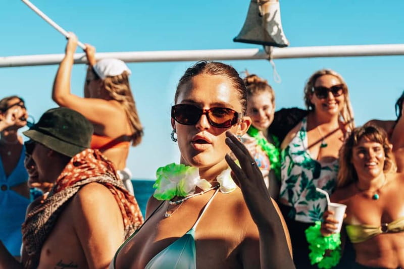 Lagos: Booze Cruise - Booze Cruise Vibe in Lagos: Party With a Real View Stop