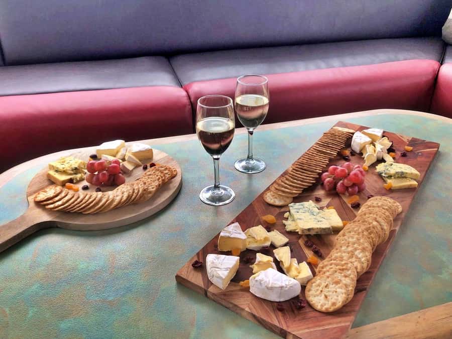 Lake Wanaka Happy Hour Cruise - The Dual Image catamaran: comfort, setup, and where to sit