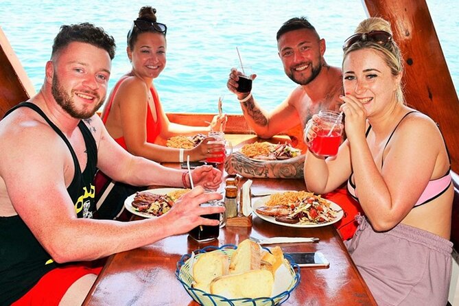 Marmaris Booze Cruise With Ultra All Inclusive Drinks & BBQ Lunch - Ultra all-inclusive drinks: what’s included and how it feels on deck