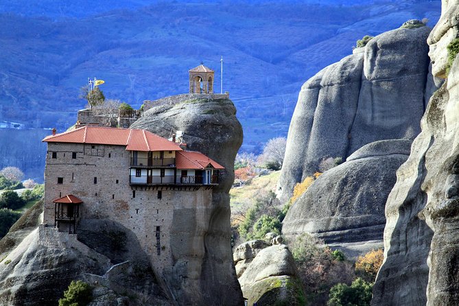 Meteora Monasteries Fully Private Day Tour with Great Lunch-Drinks Included - Lunch and Drinks: The Included Meal That Actually Matters