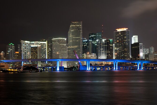 Miami: Adults Only Party Cruise with Two Drinks Included - Adults-Only Party Cruise: What the 90 Minutes Feels Like