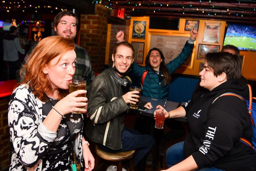 Miami: Ghosts, Boos and Booze Haunted Pub Crawl - Lummus Park and Villa Casa Casuarina: street-level Miami past