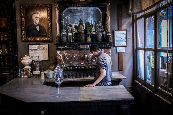 New Orleans Happy Hour Ghost Walking Tour Pub Crawl - Key Highlights You’ll Actually Feel on the Street