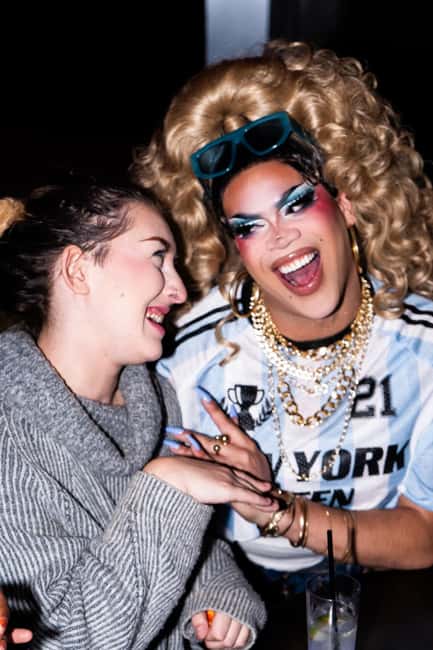 NYC: Drag Highlights - Bar Crawl & Show – Drinks Included! - The 30-Minute Bar Break: Hell’s Kitchen Stories and Questions About Drag