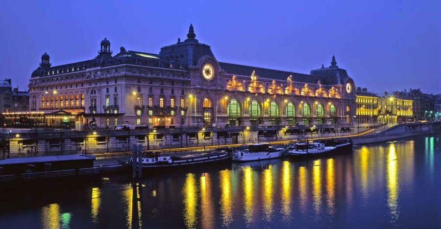 Paris: Happy Hour Evening Cruise on the Seine River - The Route: From Tuileries and Louvre Views to Île de la Cité