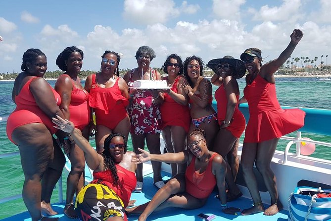 Party Boat in Punta Cana - Booze Cruse - Getting on board: pickup, mobile ticket, and the afternoon start