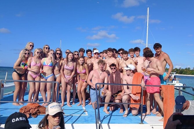 Party Booze Boat Fiesta Sand Bar-Snorkeling-Music-Drinks-Dancing - Snorkeling the Coral Reefs: Real Gear, Real Water Time
