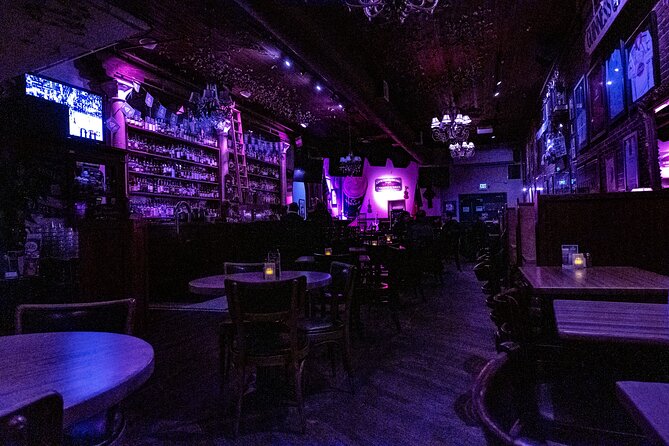 Portland Ghosts Boos and Booze Haunted Pub Crawl - Guides and pacing: why the best nights feel personal