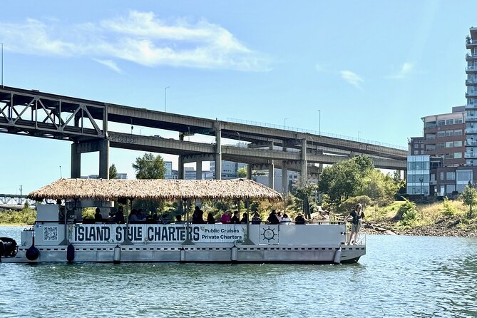 Portland Happy Hour Cruise, 1.5-Hour Tiki Boat Party - The 1 to 1.5-hour Portland river loop: what you’ll actually see