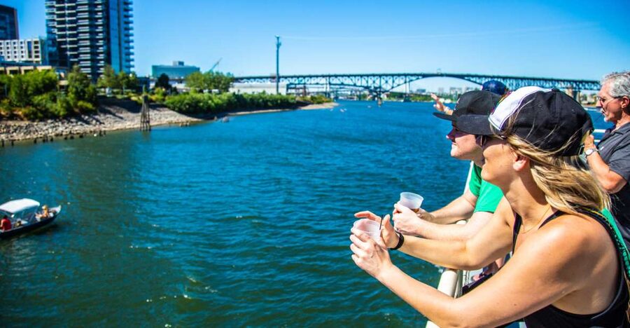 Portland: Happy Hour Sightseeing Cruise - A 90-Minute Cruise That Makes Portland Feel Close Up