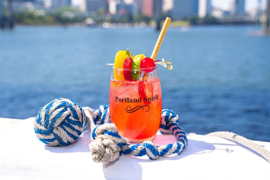 Portland: Happy Hour Sightseeing Cruise - The Happy Hour Part: Bar and Bistro Are Extra, Not Included