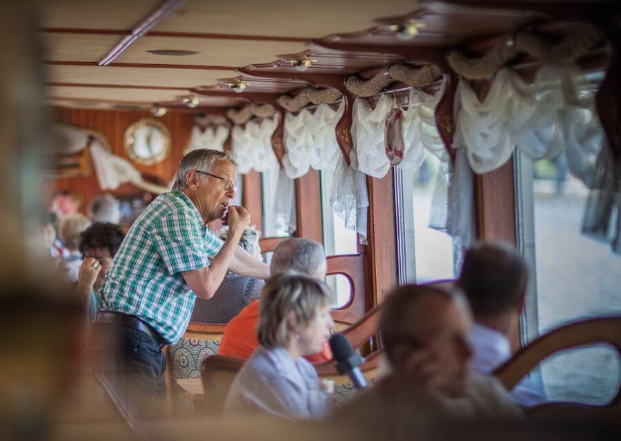 Prague: Afternoon Beer Cruise with Drinks Included - Drinks included: what you really get (and when to refill)
