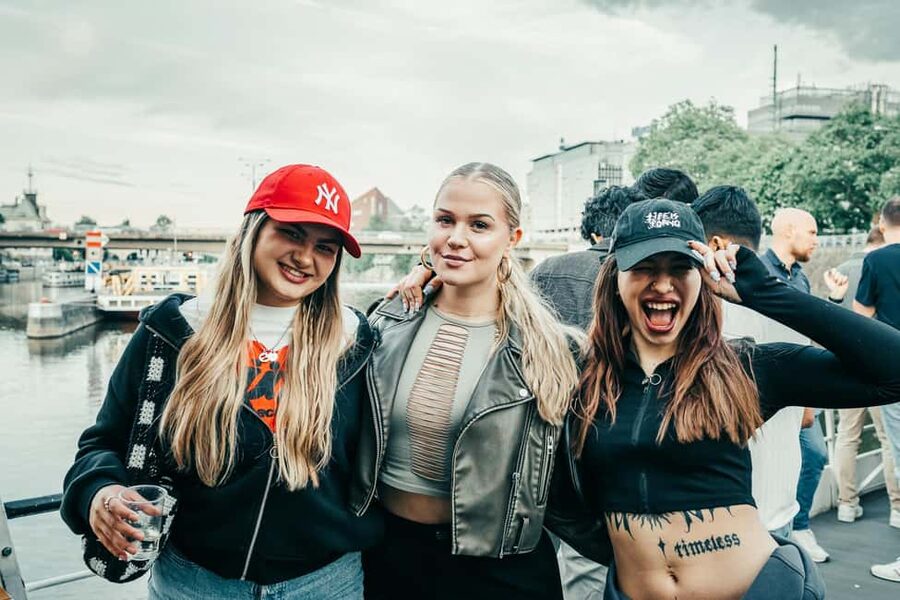 Prague: Booze Cruise with Open Bar and Duplex Entry - The 2-hour open bar that actually changes the night